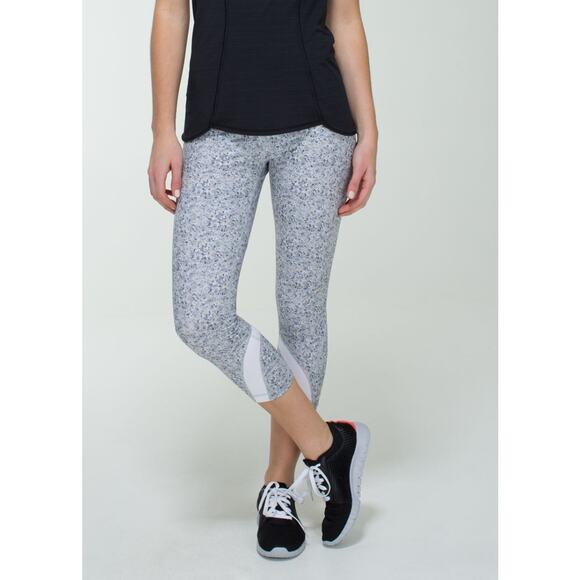 Lululemon Run Inspire Crop II‎ All Luxtreme Capri Leggings Size 8 - Picture 1 of 9